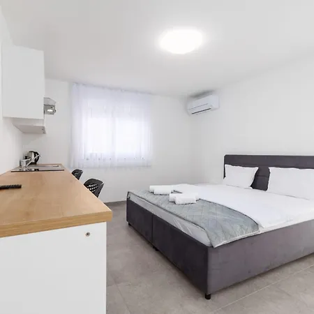Rea Apartman