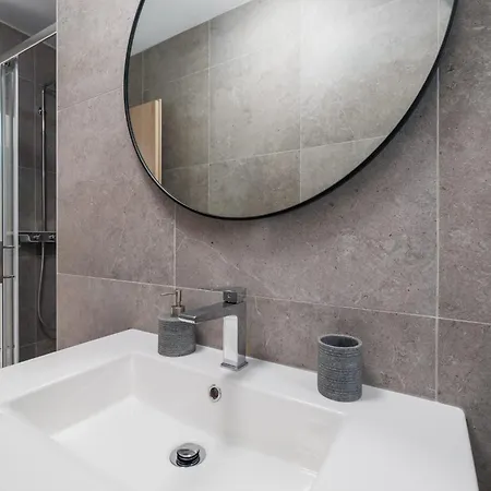 Rea Apartman Krk Town